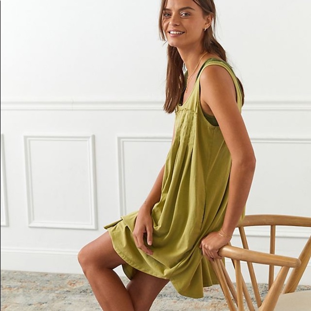 anthro daily practice dress✨